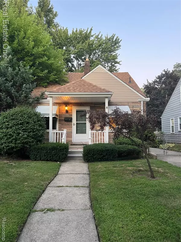 816 N Kenwood Avenue, Royal Oak, MI 48067