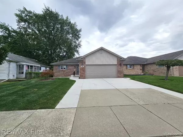23108 Socia Street, St. Clair Shores, MI 48082