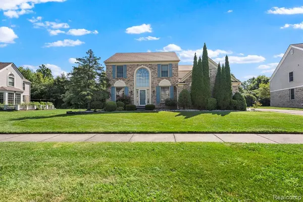 316 Queen Anne Drive, Canton Twp, MI 48187