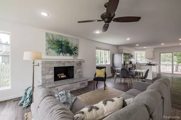 Sterling Heights, MI 48310,2595 Elmcrest Road