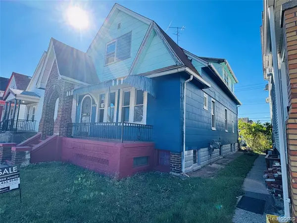 11667 Mitchell Street, Hamtramck, MI 48212