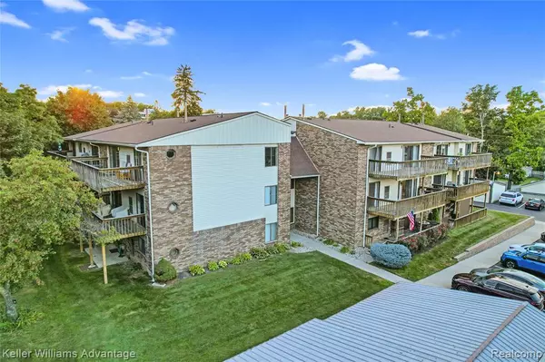 Walled Lake, MI 48390,855 S Pontiac Trail A205