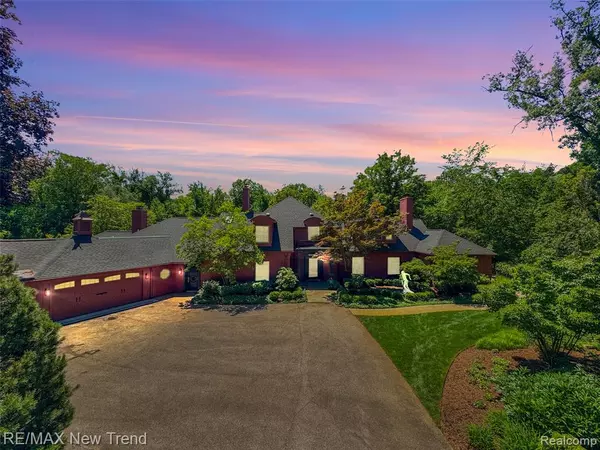 25733 River Drive, Franklin Vlg, MI 48025