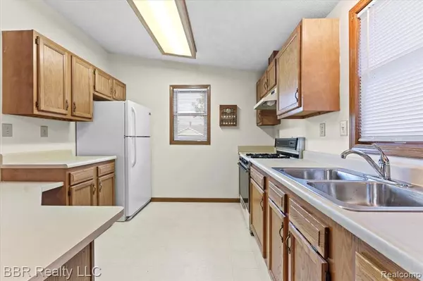 Trenton, MI 48183,417 St. Joseph Street