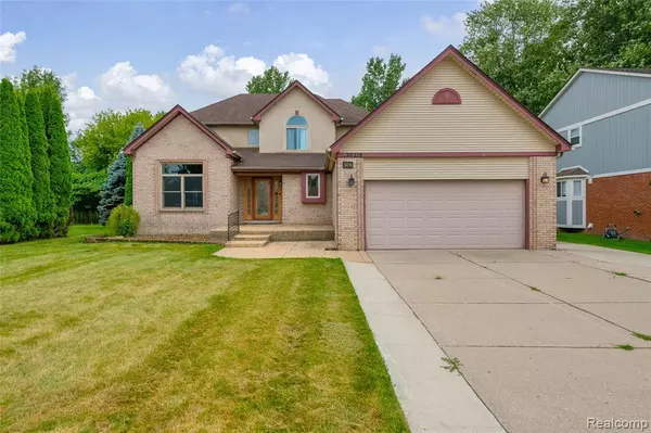34276 Cherry Hill Lane, Chesterfield Twp, MI 48047