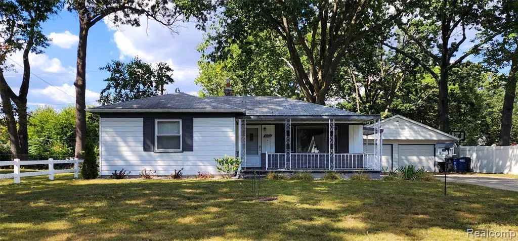 36012 Manila Avenue, Westland, MI 48186