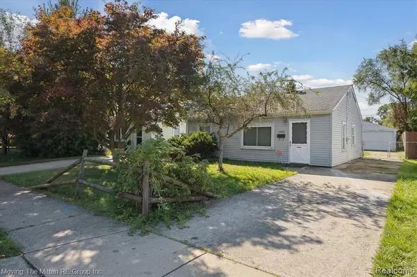 28663 Birchlawn Street,  Garden City,  MI 48135