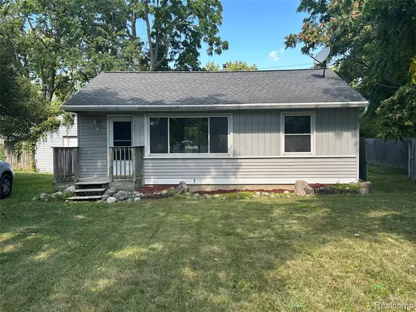 Waterford Twp, MI 48329,6426 Williams Lake Road