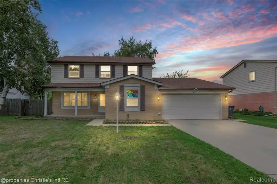 39237 Sunderland Drive, Clinton Twp, MI 48038