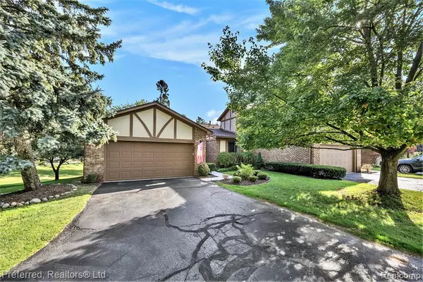 Novi, MI 48375,22383 Chelsea Lane