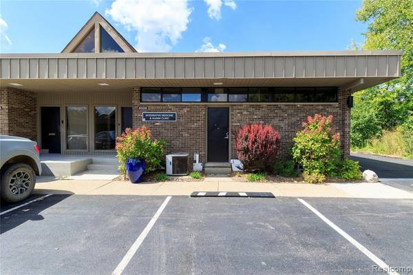 8528 N Canton Center Road, Canton Twp, MI 48187