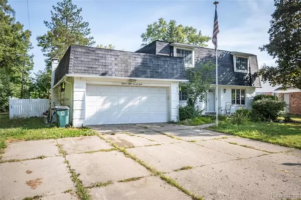 18878 Sunbright Avenue, Lathrup Village, MI 48076