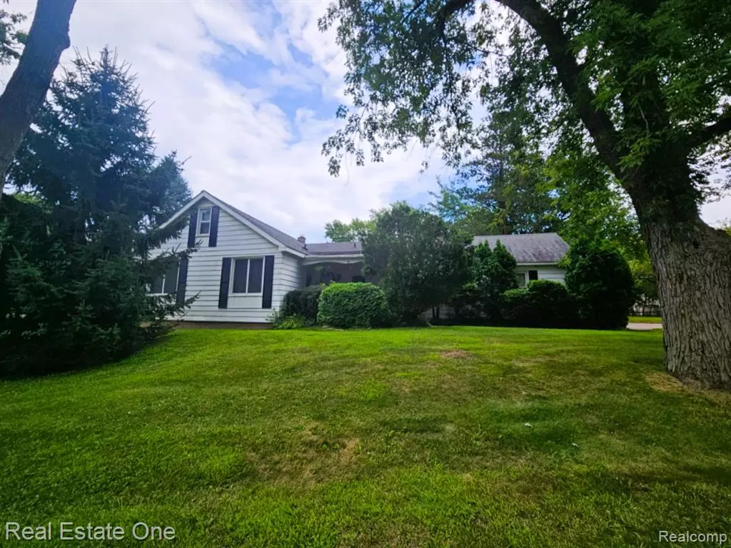 West Bloomfield Twp, MI 48323,4415 Welland Drive