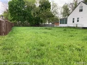 Pontiac, MI 48341,200 Crystal Lake Drive