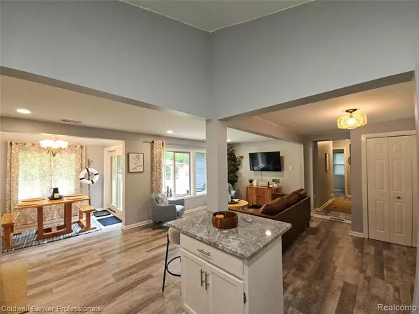 White Lake Twp, MI 48386,227 Bramble Brae Street