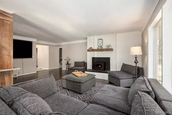 Grosse Ile Twp, MI 48138,20149 Hcl Jackson