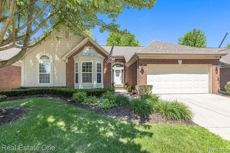 4097 Honeysuckle Drive, Sterling Heights, MI 48314