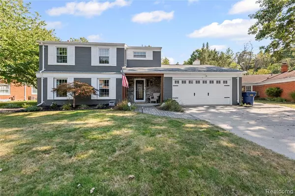 Grosse Ile Twp, MI 48138,8173 Wood Drive
