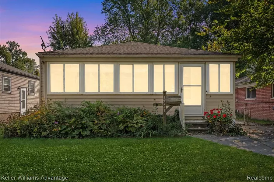 18210 Dalby, Redford Twp, MI 48240