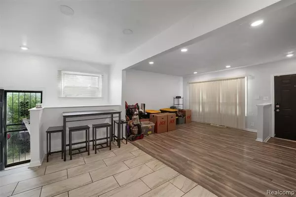 Royal Oak Twp, MI 48220,21326 Ithaca Avenue