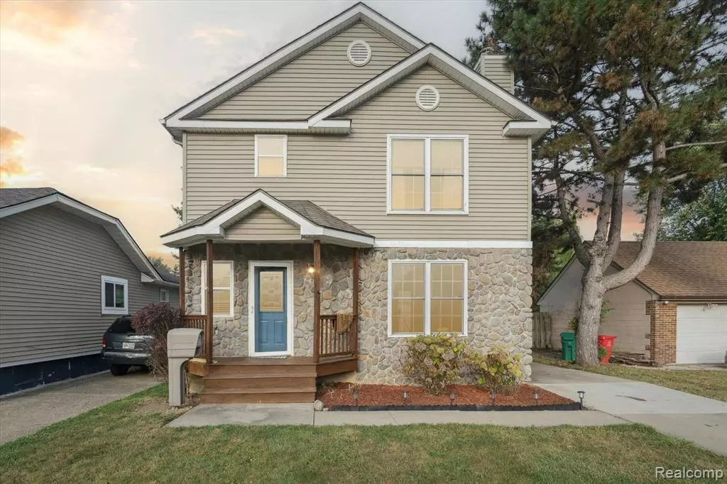 Eastpointe, MI 48021,23785 Schroeder Avenue