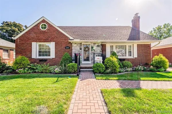 Wyandotte, MI 48192,2253 20th Street