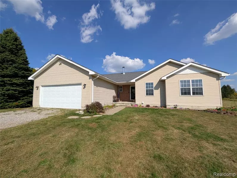 12361 Duffield Road, Argentine Twp, MI 48436