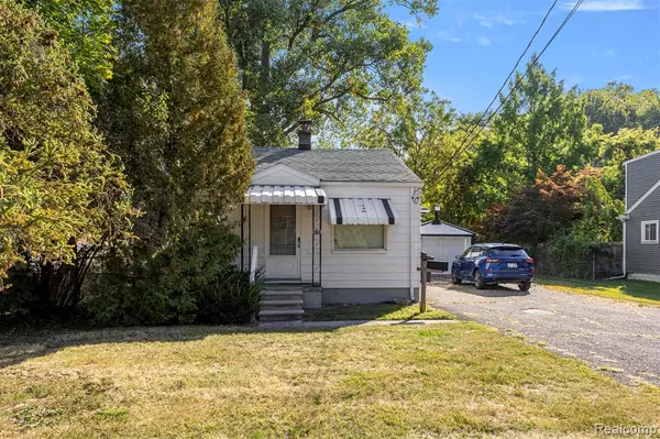 Inkster, MI 48141,233 Magnolia Drive