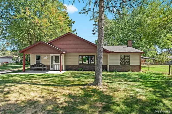 4821 Pinehurst Court, Genoa Twp, MI 48116