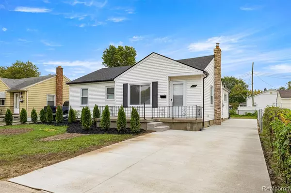 836 Garden Street, Garden City, MI 48135