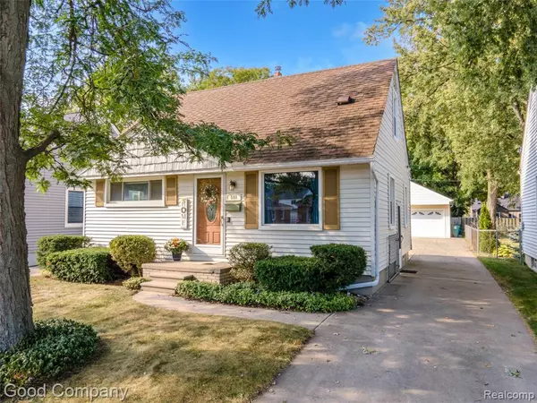 501 E Sunnybrook Drive, Royal Oak, MI 48073