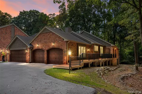 Bloomfield Hills, MI 48301,4017 Hidden Woods Drive