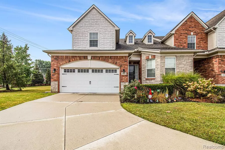 4313 Bennett Park Circle, Troy, MI 48085