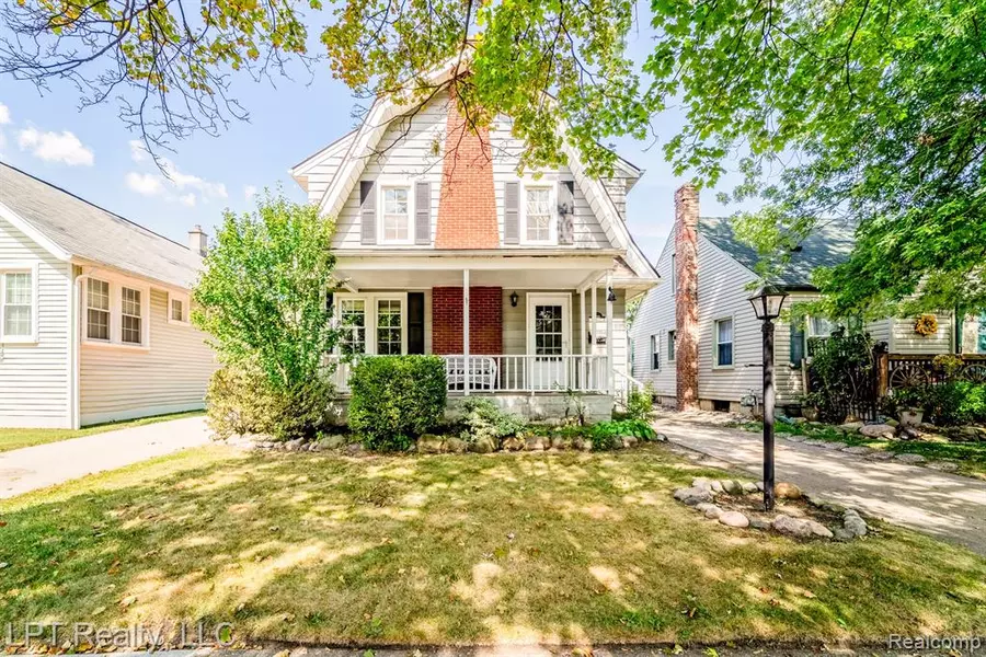522 Kings Highway, Wyandotte, MI 48192