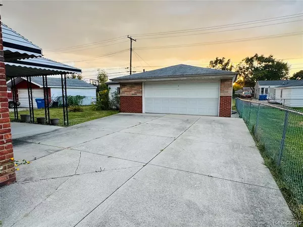 Warren, MI 48089,25227 Marilyn Avenue