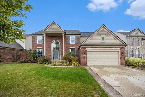 49620 Dunhill Drive, Macomb Twp, MI 48044