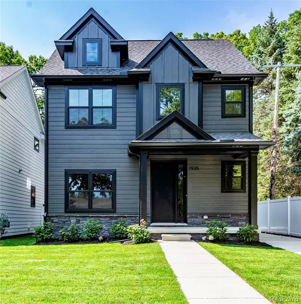 1935 Brookwood Avenue, Royal Oak, MI 48073