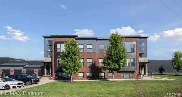 1260 Diamond Court A, Royal Oak, MI 48067