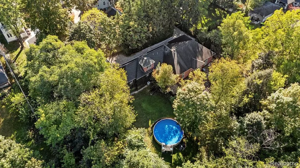 146 S Rogers Street, Northville, MI 48167