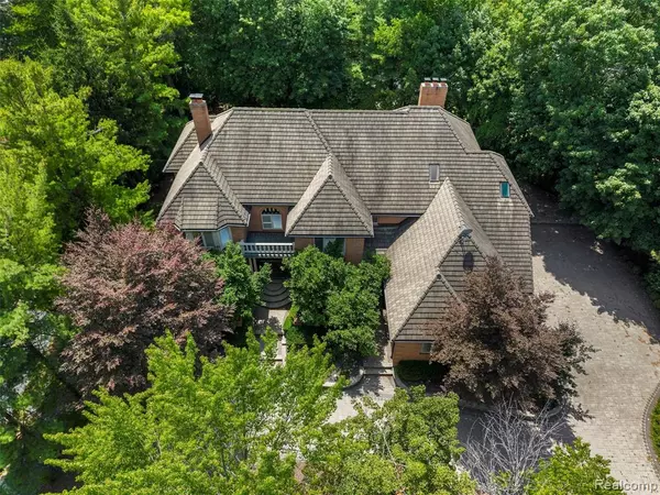 Bloomfield Twp, MI 48302,5148 CREST KNOLLS