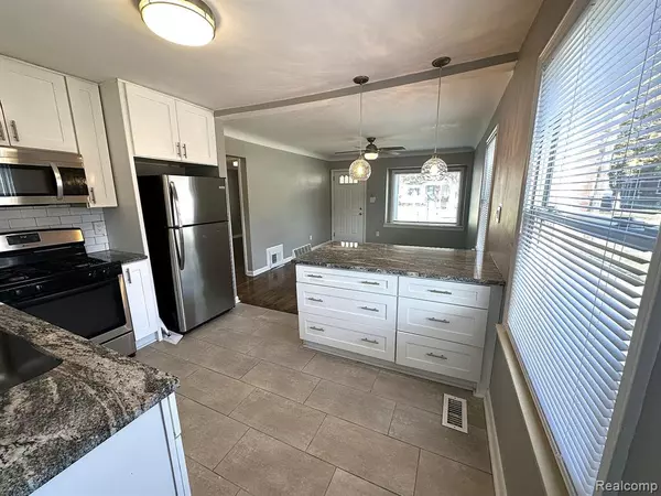 Wyandotte, MI 48192,1136 18th Street