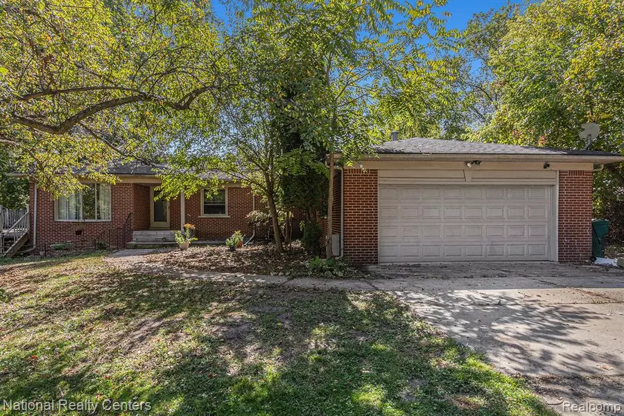 7250 Lindrath, Washington Twp, MI 48094