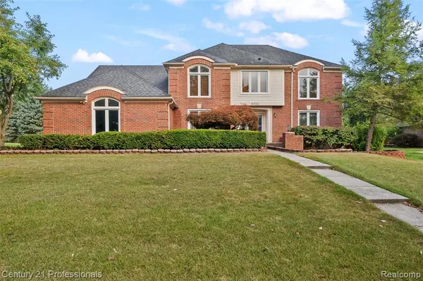 4310 Birch Run Drive, Troy, MI 48098