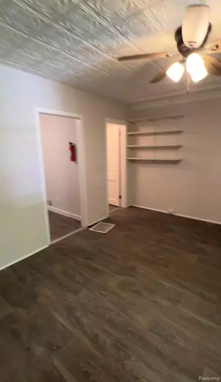 Ypsilanti Twp, MI 48197,854 Maplewood Avenue 2