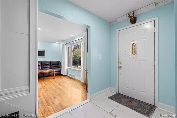 Sterling Heights, MI 48313,42153 Mac Rae Drive