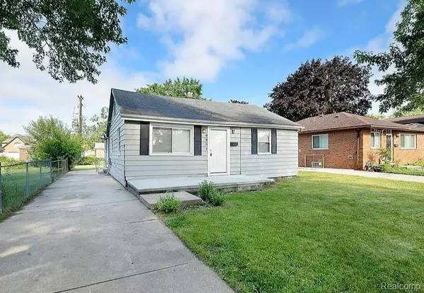 Dearborn Heights, MI 48127,6431 CENTRALIA Street