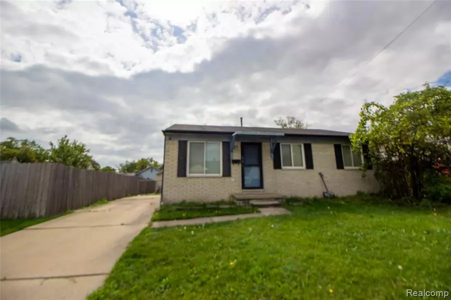 19200 Florida Street, Roseville, MI 48066