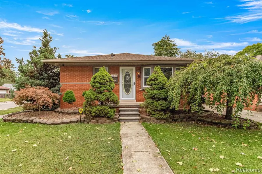 4403 Harding Street, Dearborn Heights, MI 48125