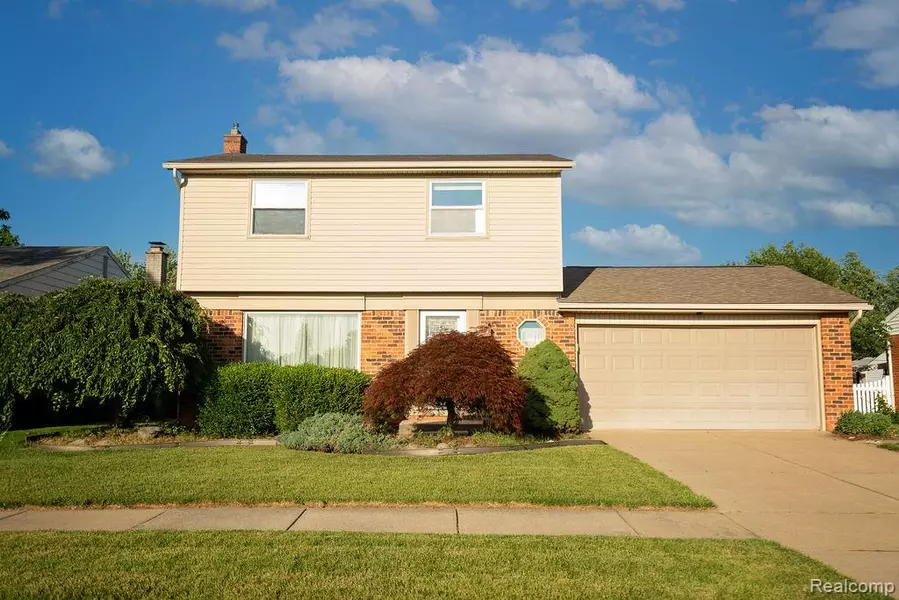 15065 Westlake Street, Taylor, MI 48180