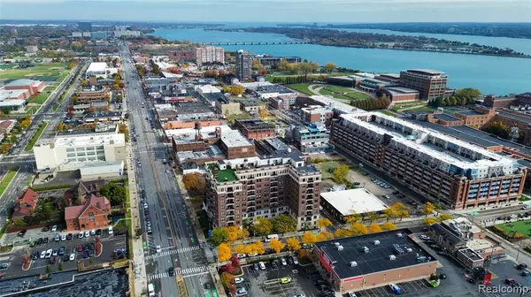 Detroit, MI 48207,2900 E Jefferson D501 Avenue D501